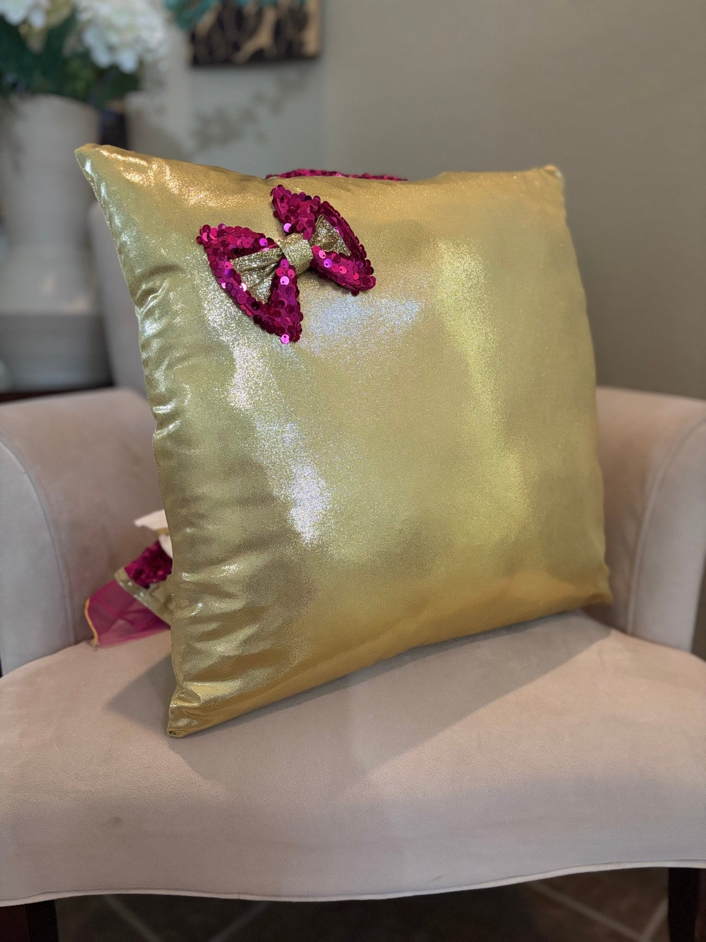custom_pillows - plieandplush