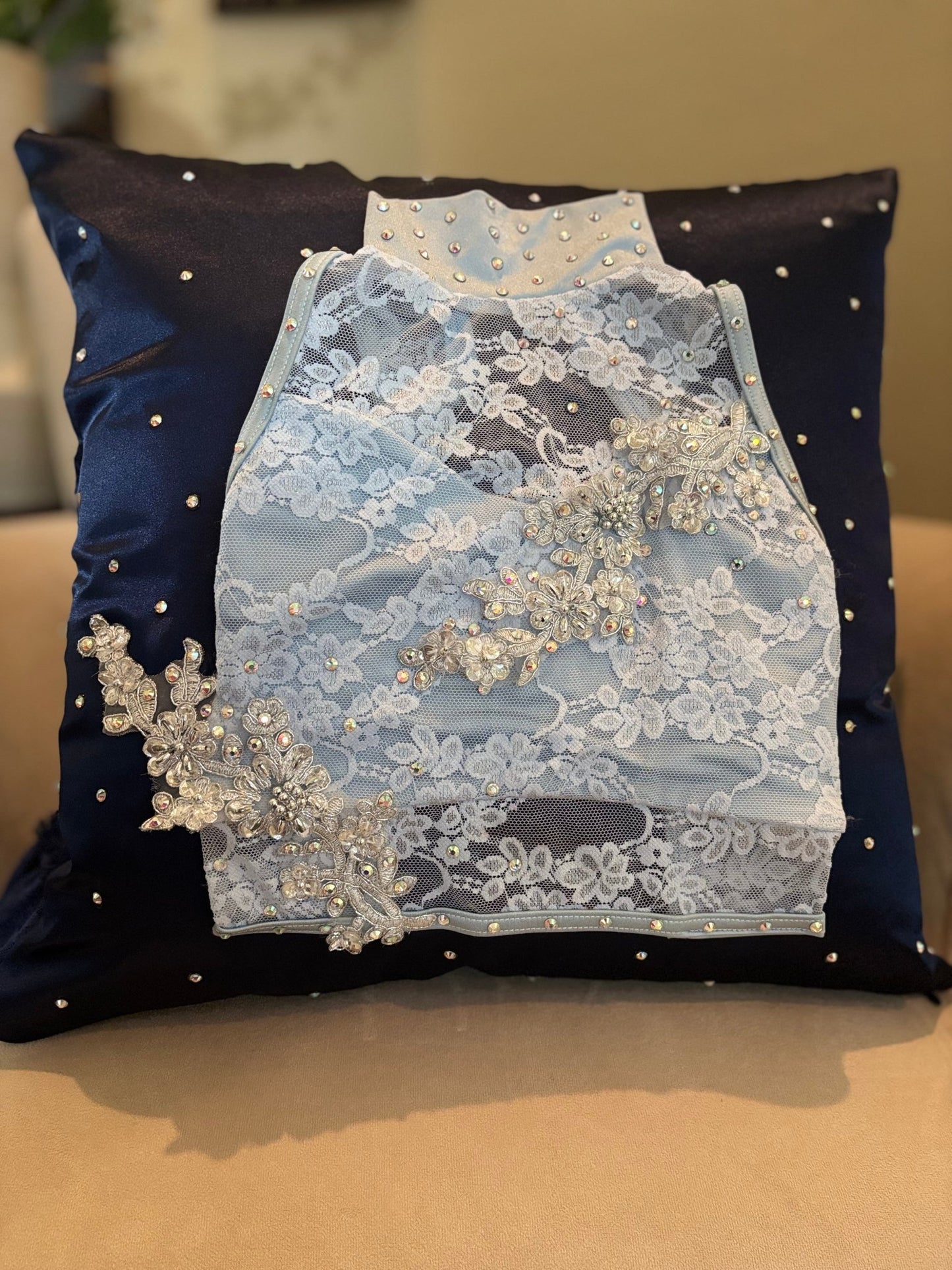 custom_pillows - plieandplush